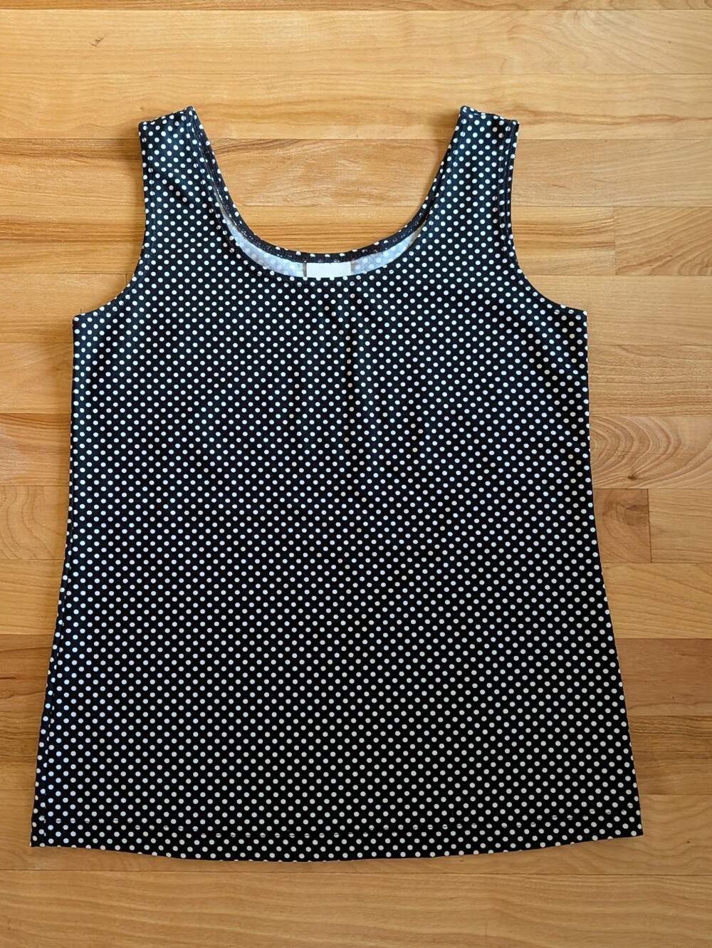 CHICO'S polka dot stretch tank top XS S